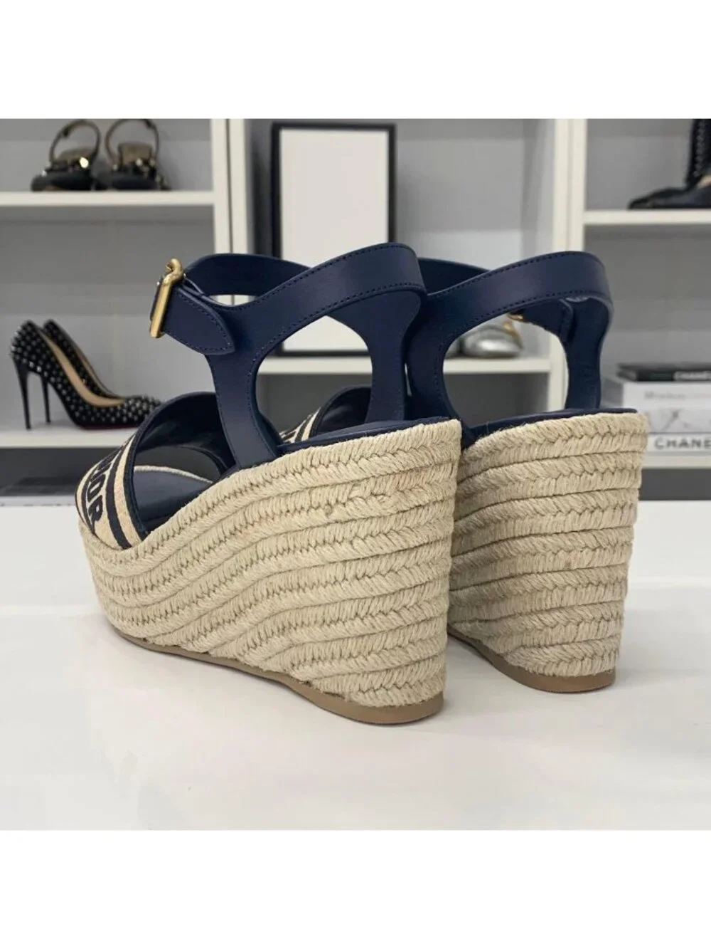 Dior Dway Embroidered Logo Sandals - Picture 5 of 10